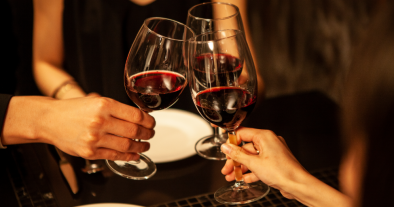 GOOD GIRLS LOVE WINE